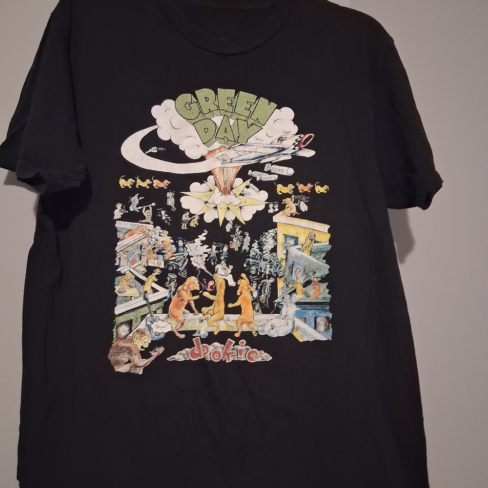 - Y2K Green Day Dookie Album Cover Art Music Band Tour Graphic Tee Shirt -